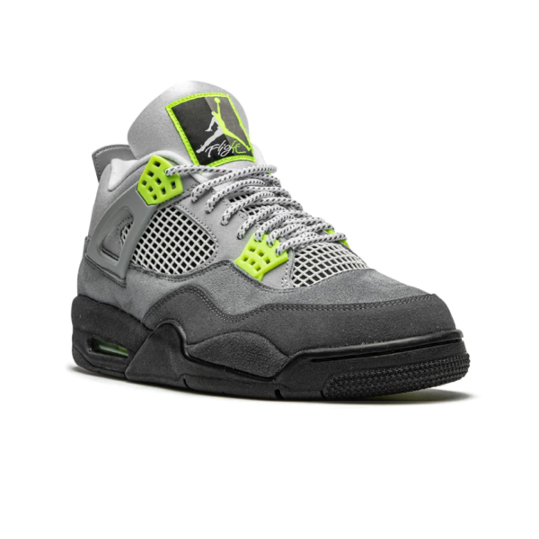Air Jordan 4 Neon
